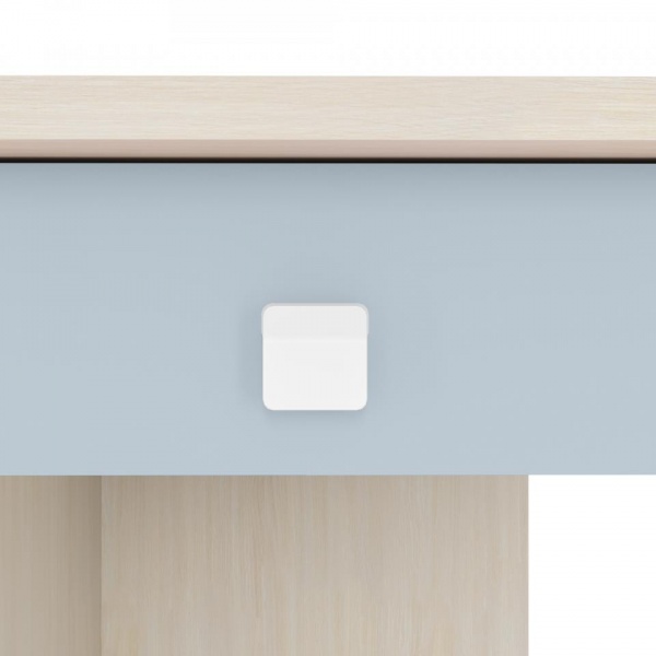 детский письменный стол