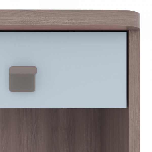 детский письменный стол