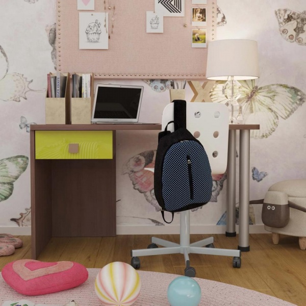 детский письменный стол