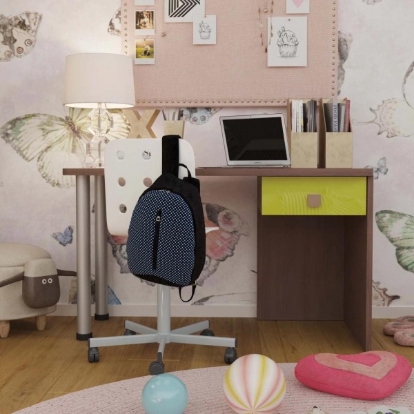 детский письменный стол