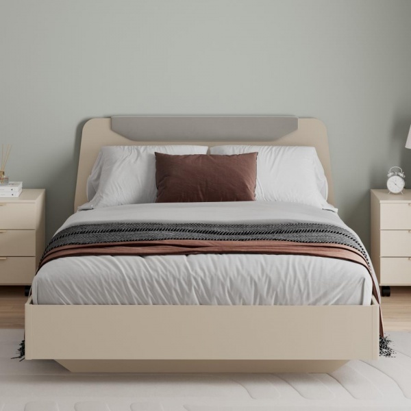 кровать в спальню