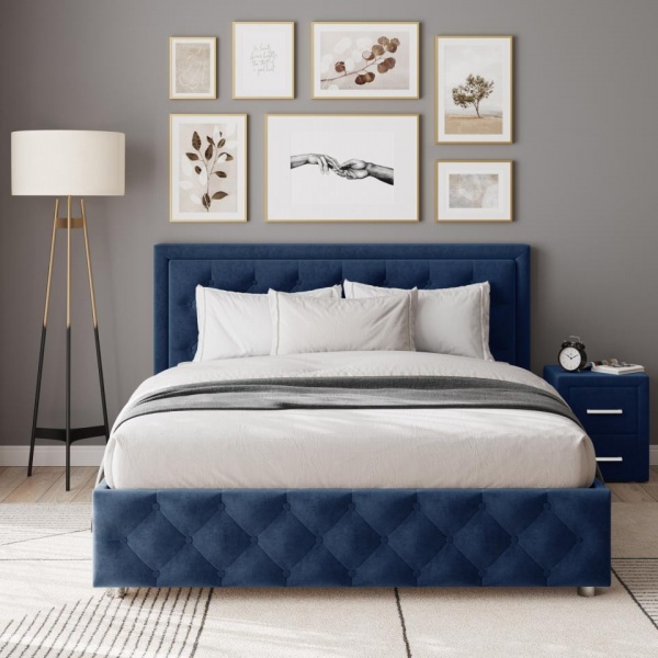 кровать в спальню