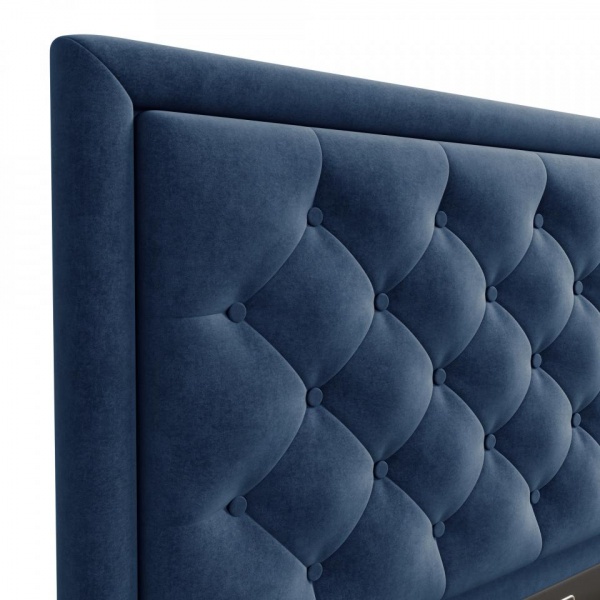 кровать в спальню