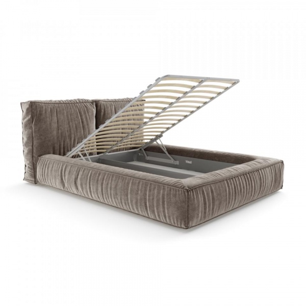 кровать в спальню