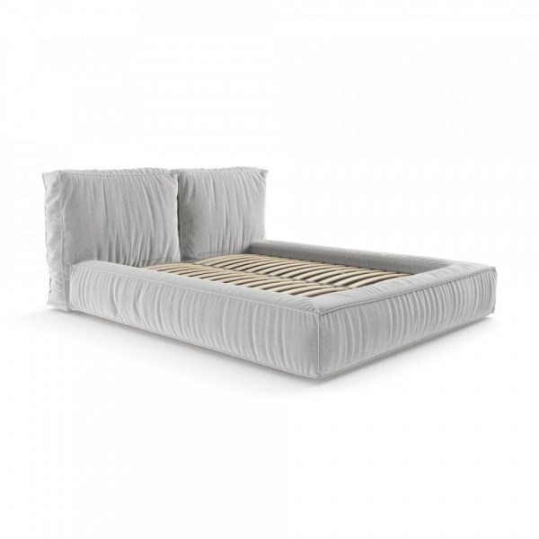 кровать в спальню