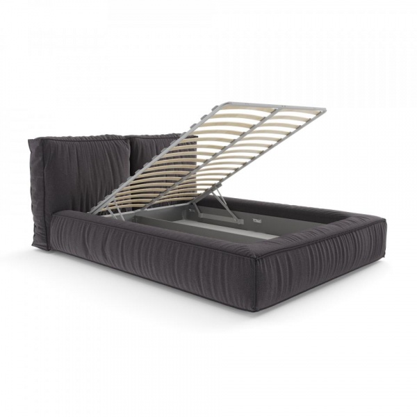 кровать в спальню