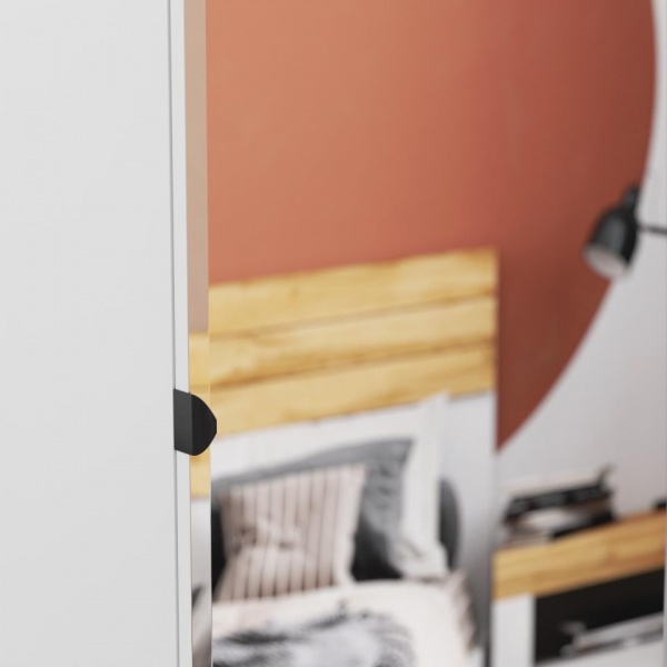 Распашные шкафы