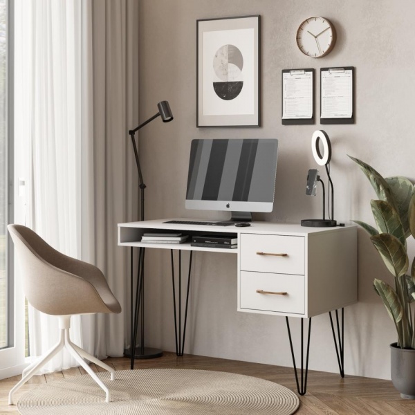 письменный стол в комнату