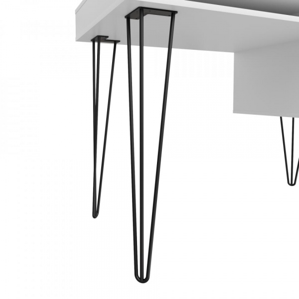 письменный стол в комнату