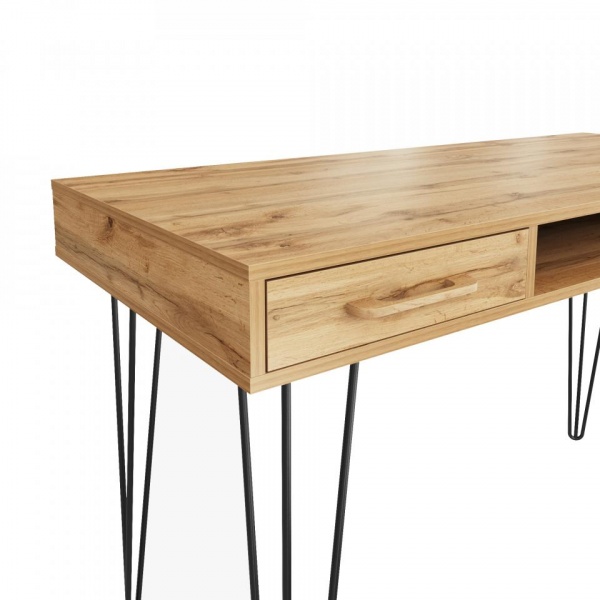 письменный стол в комнату