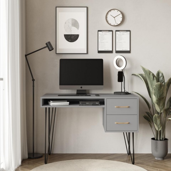 письменный стол в комнату