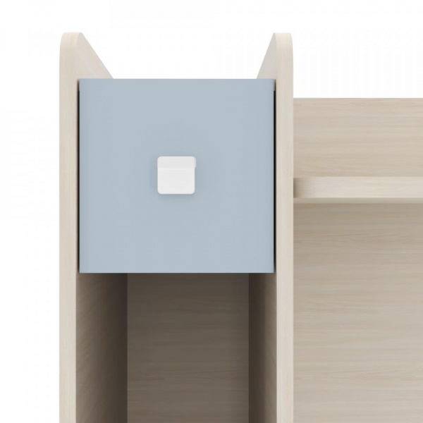 детский письменный стол