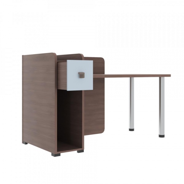 детский письменный стол