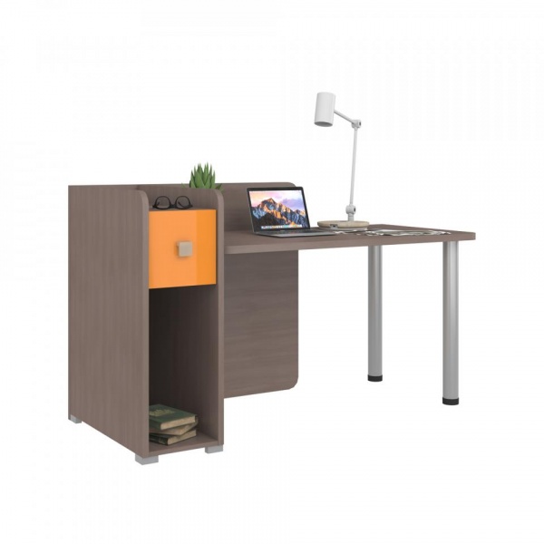 детский письменный стол