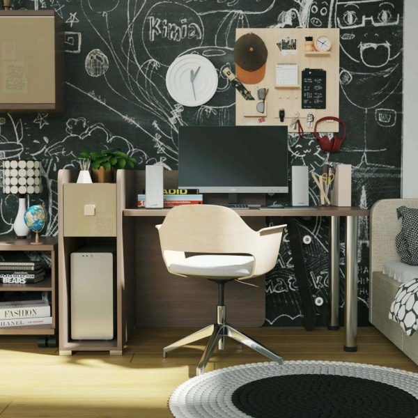 детский письменный стол