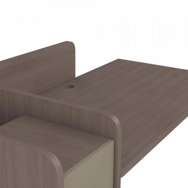 детский письменный стол