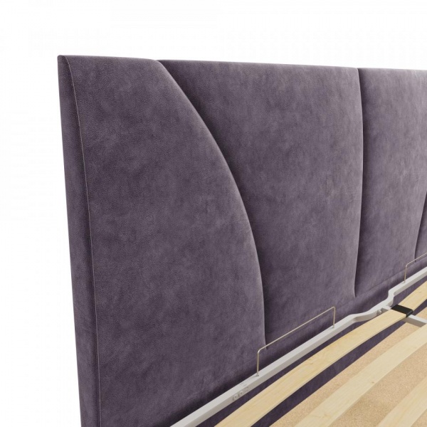 кровать в спальню