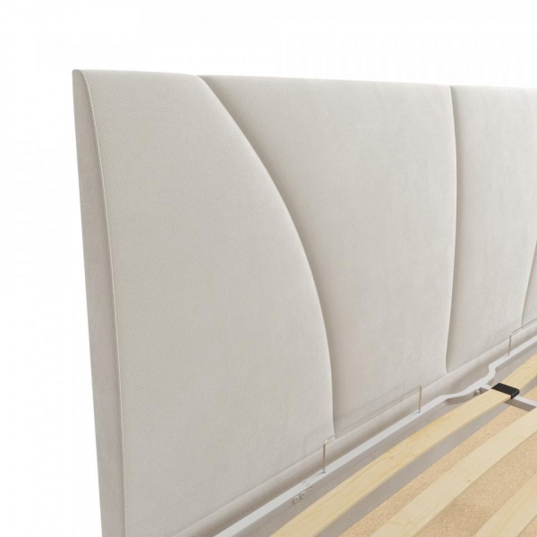 кровать в спальню