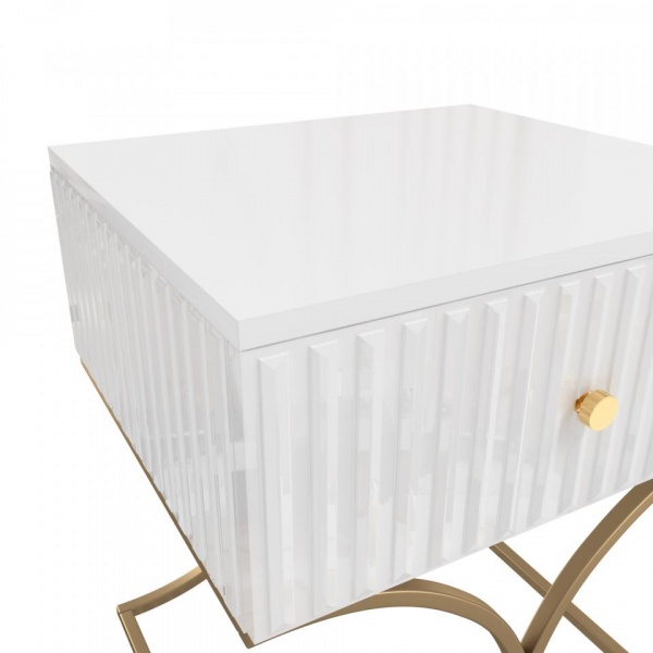 прикроватные тумбы