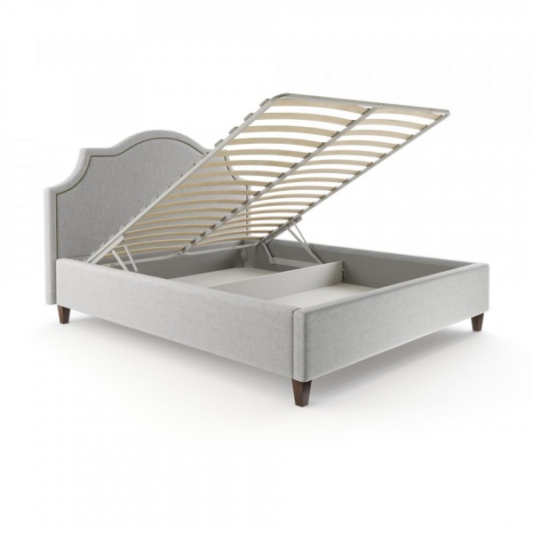 кровать в спальню