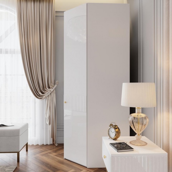 Распашные шкафы