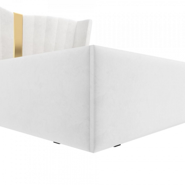 кровать в спальню