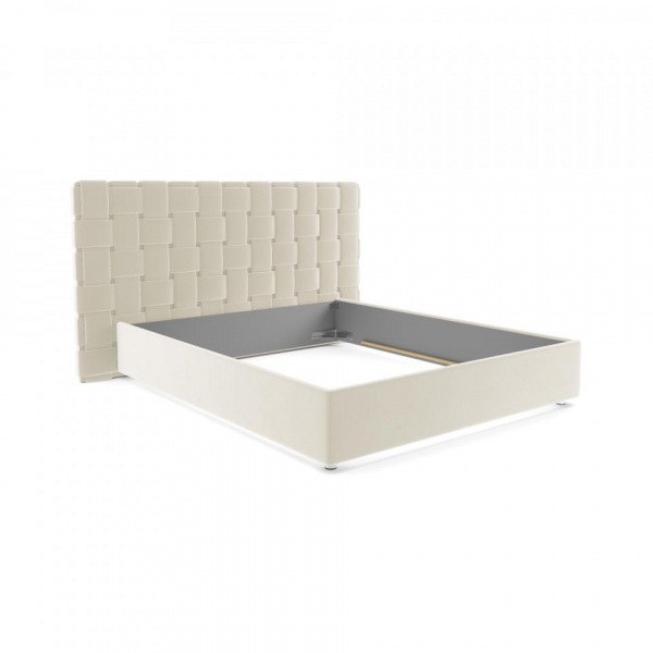 кровать в спальню