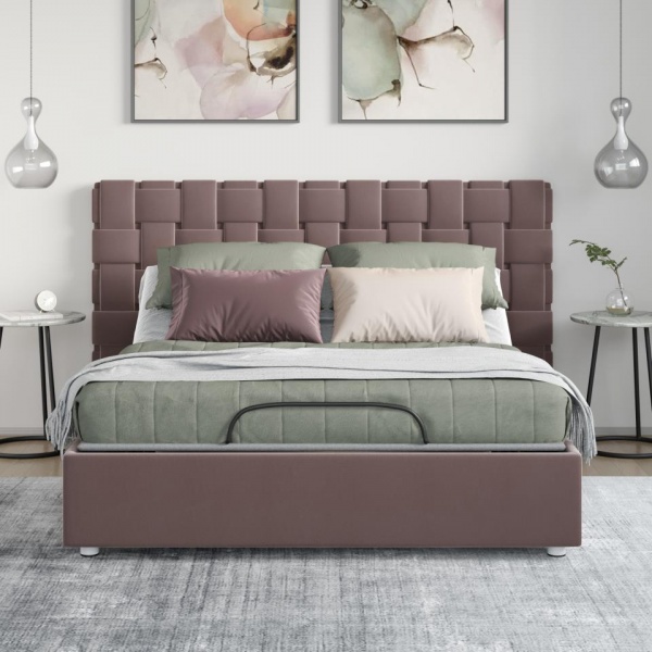 кровать в спальню