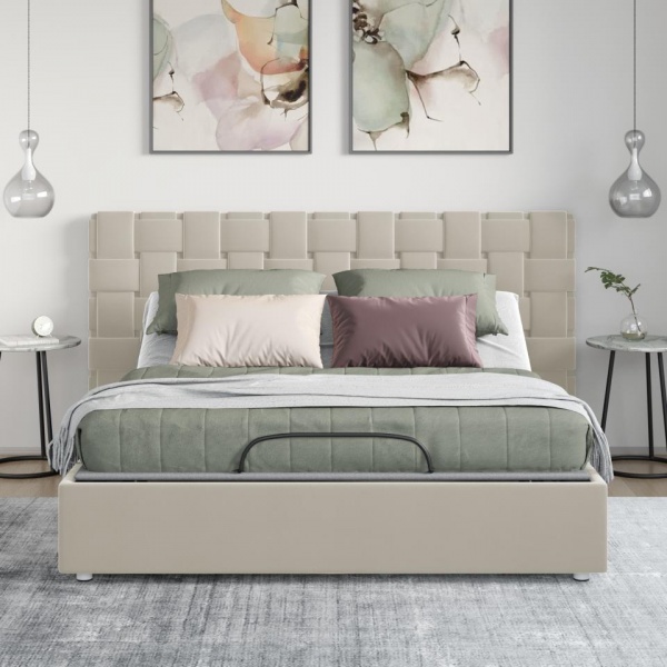 Двуспальные кровати