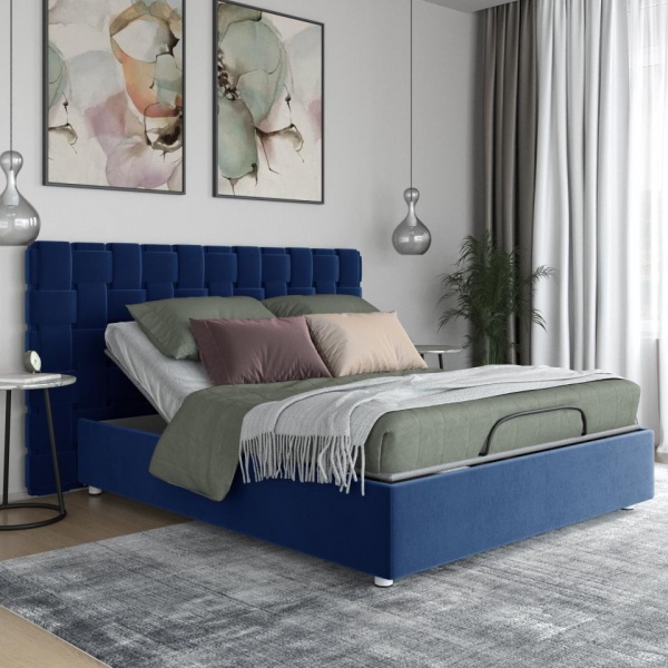 кровать в спальню