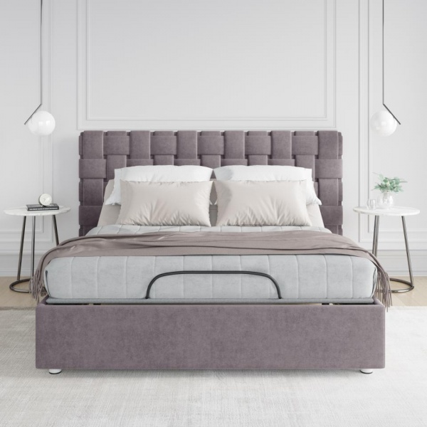 кровать в спальню