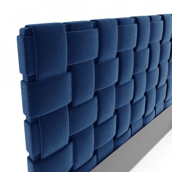 Двуспальные кровати