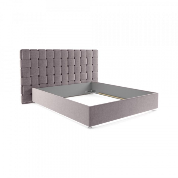 Двуспальные кровати