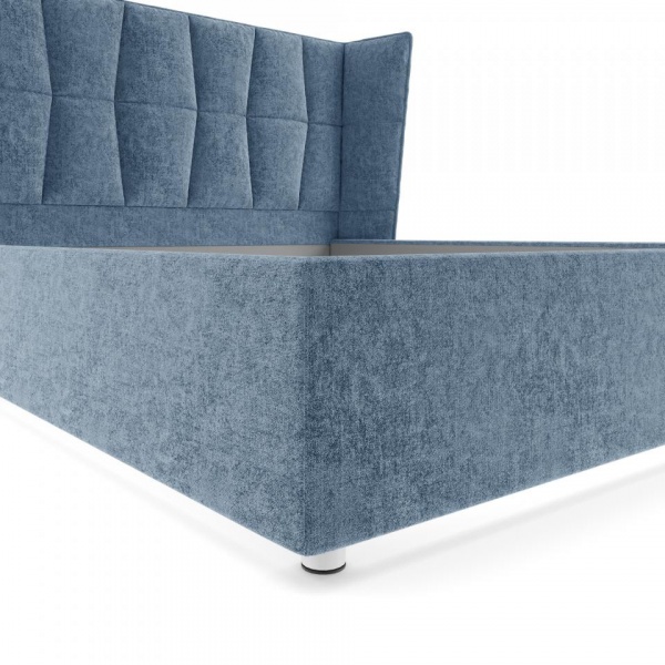 кровать в спальню