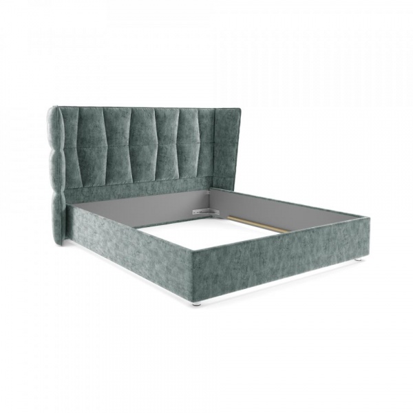 кровать в спальню