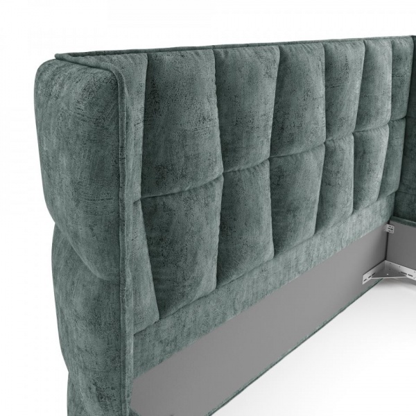 Двуспальные кровати