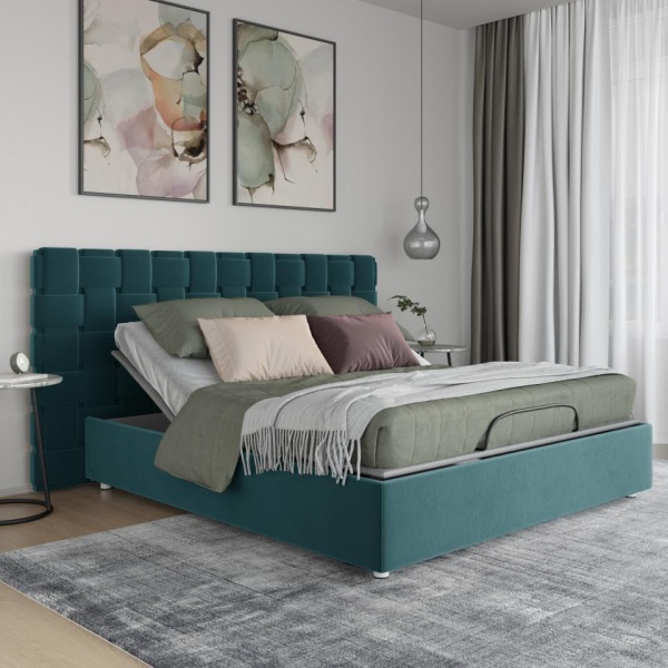 Двуспальные кровати