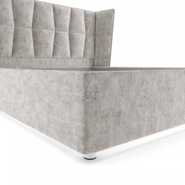 кровать в спальню