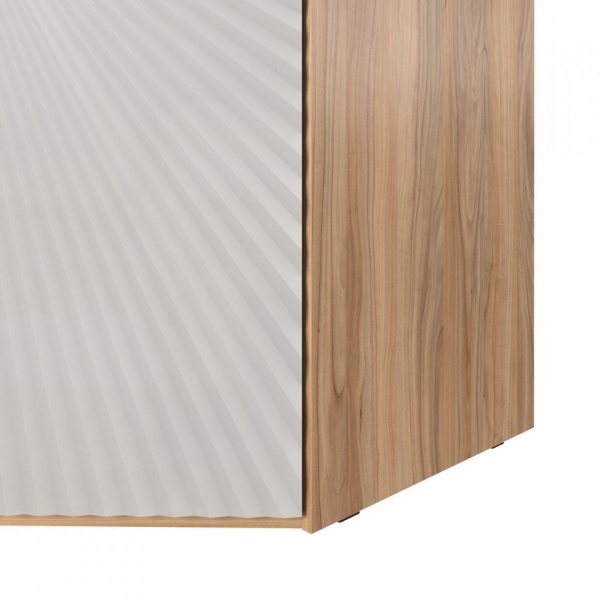 Распашные шкафы