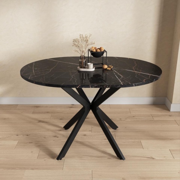 Обеденные столы