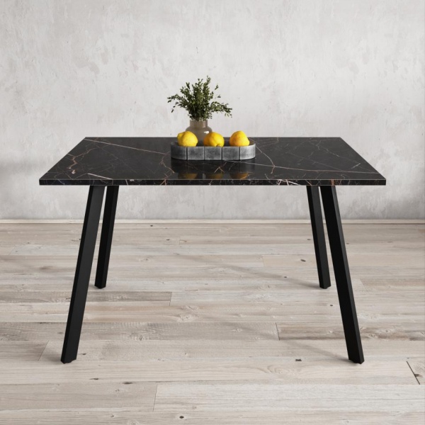 Обеденные столы