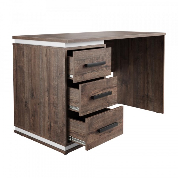 письменный стол в комнату