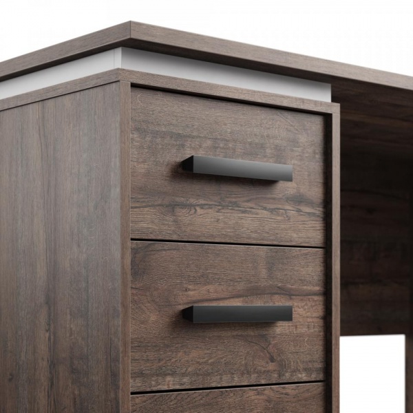 письменный стол в комнату