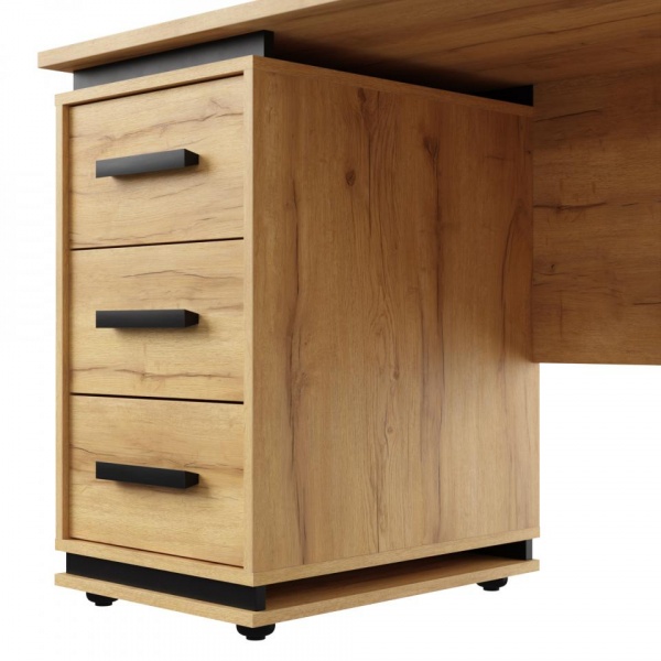 письменный стол в комнату