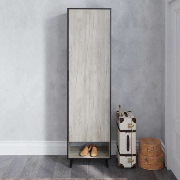 Распашные шкафы