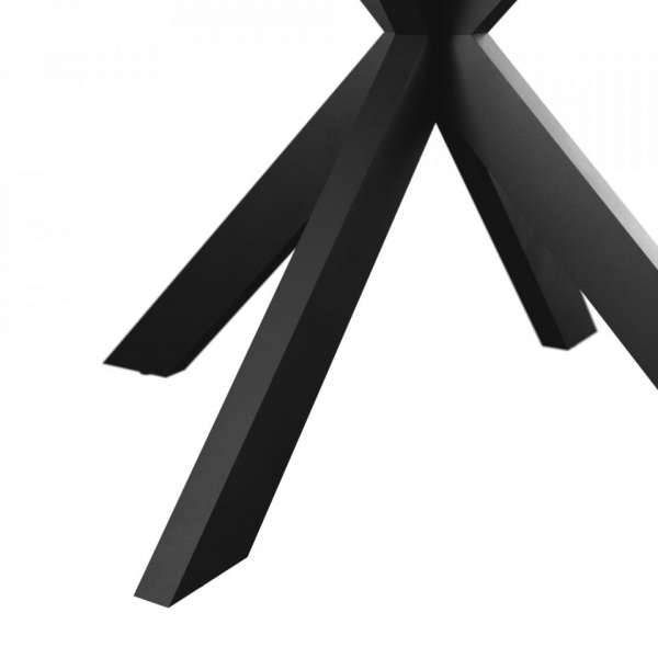 Обеденные столы