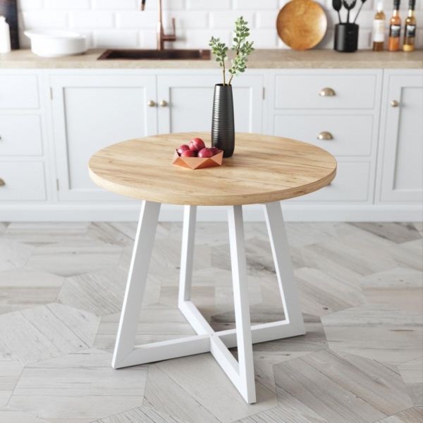 Обеденные столы