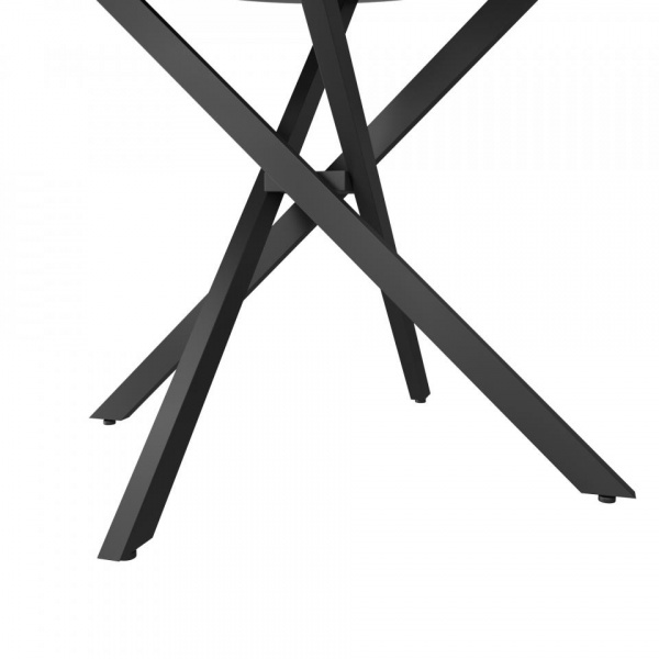 Обеденные столы