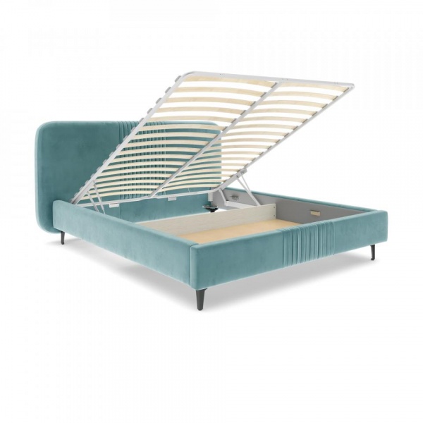 кровать в спальню