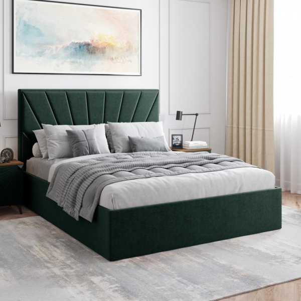 кровать в спальню